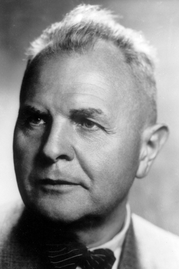 Dr. Theodor Stiebel, zakladateľ firmy STIEBEL ELTRON. Dr. Theodor Stiebel, zakladateľ firmy STIEBEL ELTRON.