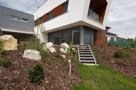 luxusni atypicky dum ve svahu beroun 03