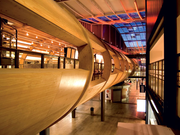 britsky architekt peter gamble pozyvame ludi naspat do prirody 5138 big image