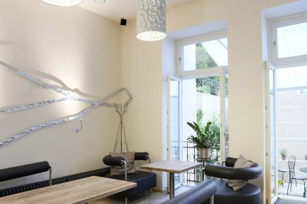 Monolok mistnost do dvora