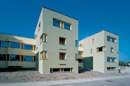 08 dum s pecovatelskou sluz big image