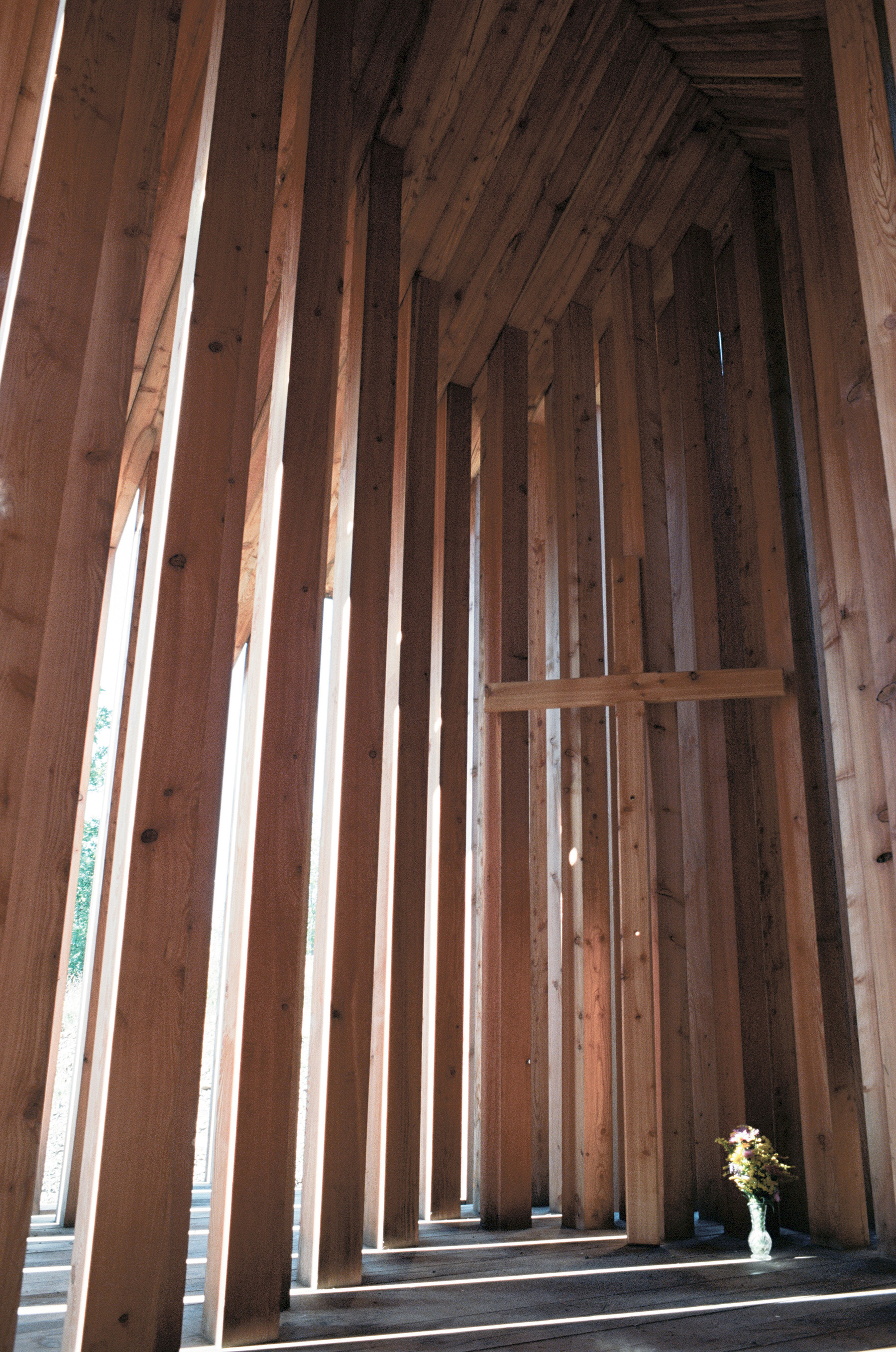 Kaplnka vzkriesenia6 Kvetnica Foto Samuel Netocny