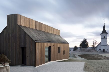 DGA059 CHIMNEY HOUSE photo Flavio Coddou 3