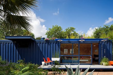 1 Container Guest House CREDIT CHRIS COOPER