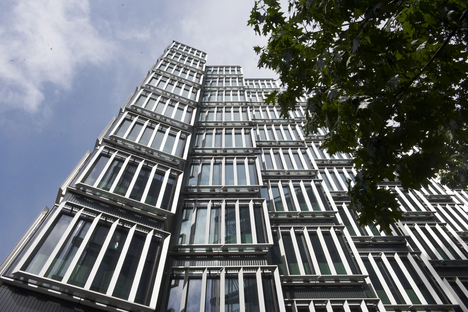 Mimoriadne ocenenie breeam udelené budove pri temži - foto - 1460_FP367637