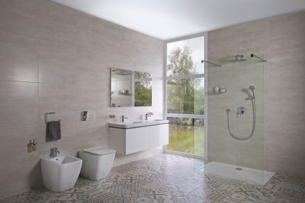 1619 Popis WC Pure Dlazba SICILY Beige 45×45. Obklad MELBOURNE Beige 31×61