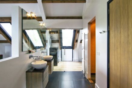 10 moderni rodinny slameny dum big image