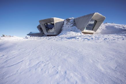 20 ZHA Messner Mountain Museum www.wisthaler.com