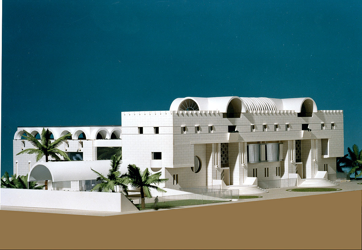 Vila pre člena kuvajtského parlamentu, Kuwait City, 1986 (s E.A.S.T) Okrem exkluzívnych priestorov pre členov rodiny vila obsahuje malú mešitu, prijímacie miestnosti, podzemnú garáž, vonkajší a vnútorný bazén, najnovšie technické vybavenie a palmovú záhradu. Foto: E.A.S.T.