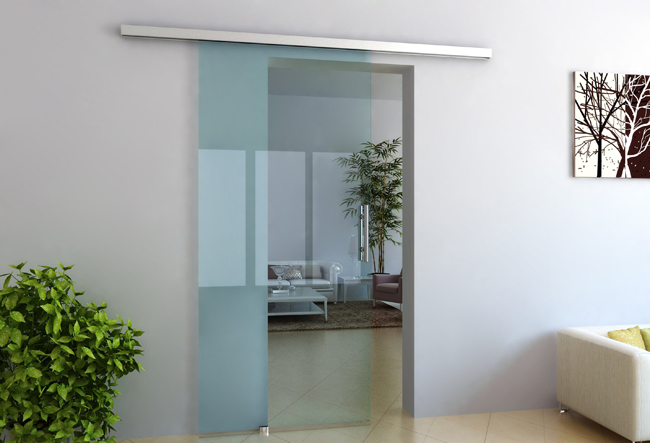 TRIX ZERO – základný variant s jednoduchou inštaláciou. Čelná lišta má šírku len 5 cm, povrchová úprava eloxovaný hliník. Nosnosť systému je 45 kg.  TRIX ZERO – základný variant s jednoduchou inštaláciou. Čelná lišta má šírku len 5 cm, povrchová úprava eloxovaný hliník. Nosnosť systému je 45 kg.