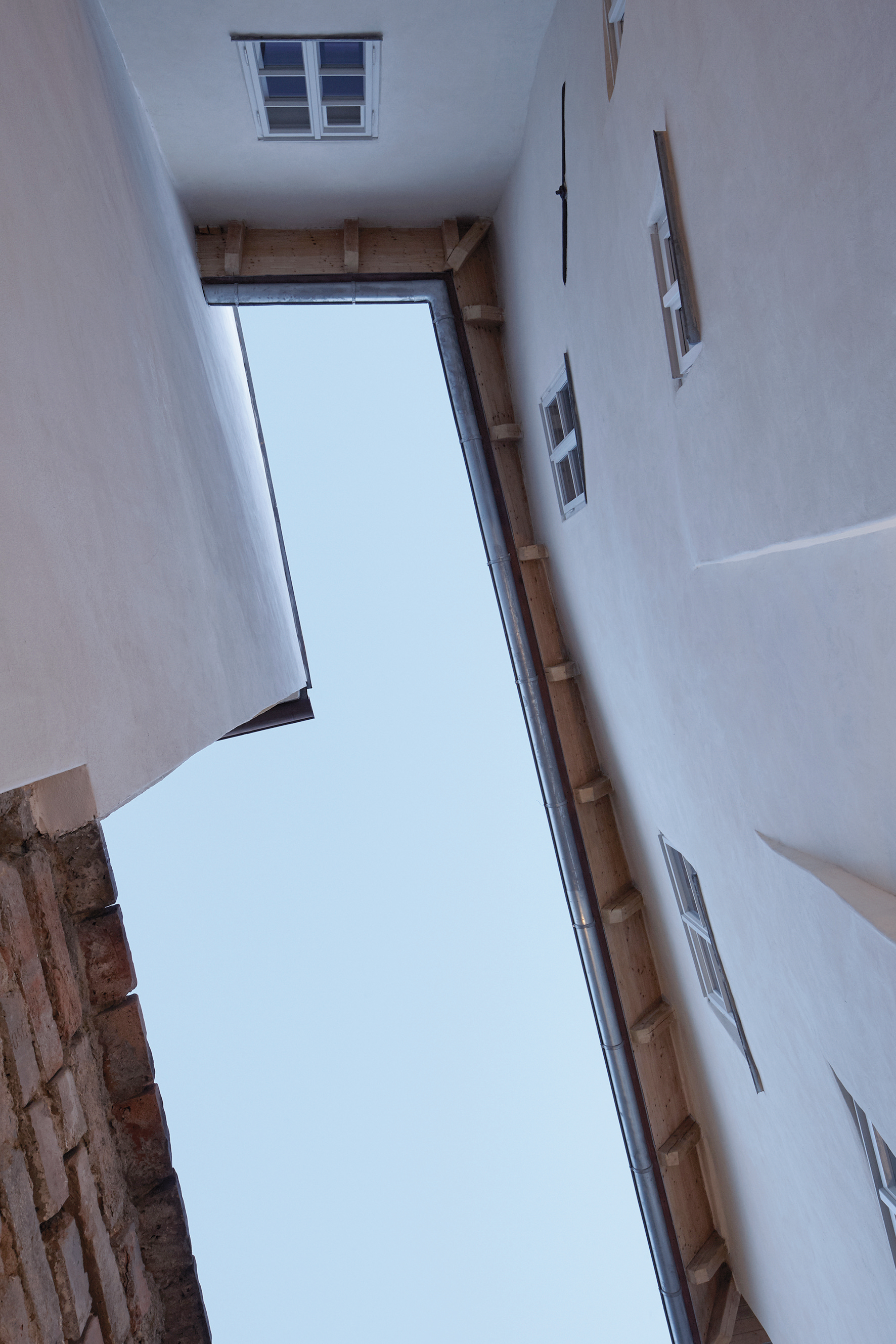 V dome nenájdete rovnú stenu alebo pravouhlý otvor.