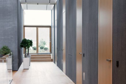 Realizace Lumius chodba dvere ve skryte zarubni Aktive foto zdroj J.A.P.Slovakia 2