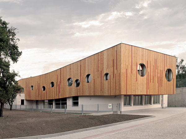 skolka ktora mala byt centrom pre rodinu 5209 big image