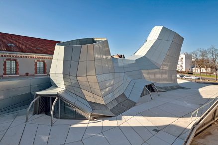 12 Les Turbulences FRAC Centre × Jakob MacFarlane N Borel Photo 573