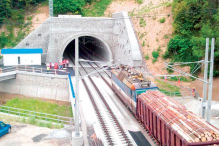 13 reming prvy vlak big image