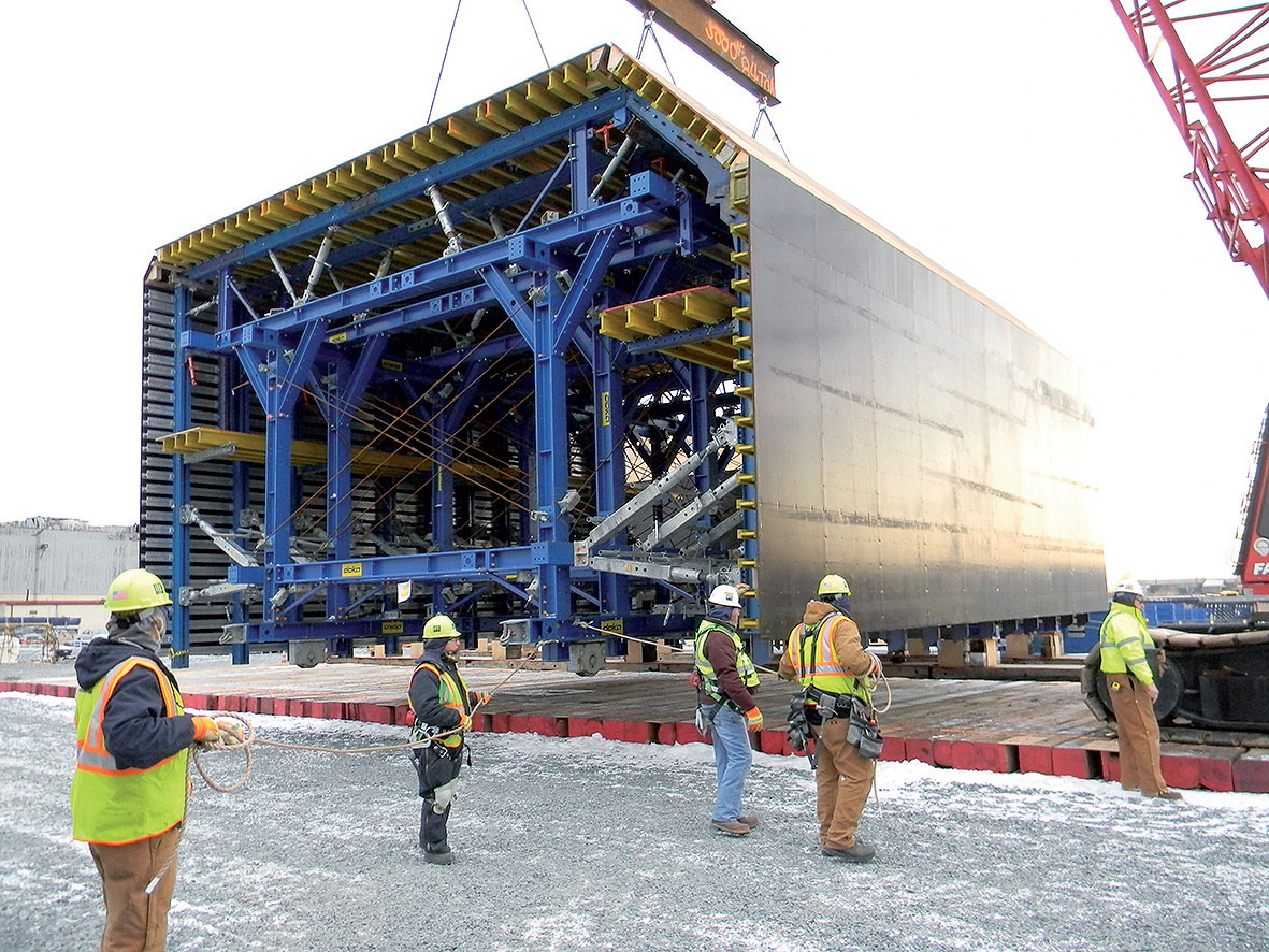 Kombinácia výkonného tunelového podperného systému SL-1 a nosníkového debnenia Top 50 sa vynikajúco hodí na vytvorenie prierezu jedenástich tunelových segmentov tunela Second Midtown budovaného naplavovaním. Foto: Doka