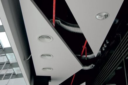 11 obr 1 podhlad v obchodn big image