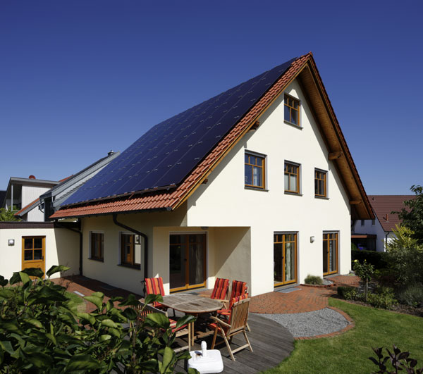 cista solarna energia na veltrhu v mnichove 5054 big image