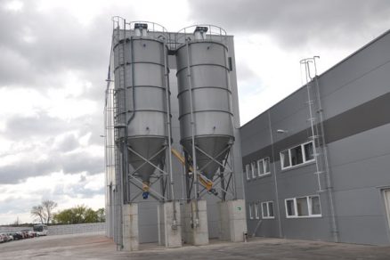 otvorenie noveho zavodu na vyrobu betonovej stresnej krytiny 5766 big image