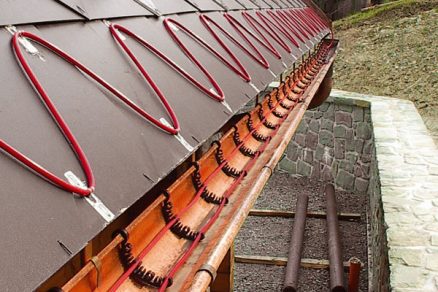 strecha a odkvapy bez snehu a cenculov so systemom devi 6568 big image