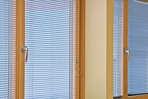 okná,dvere,hliník,drevo,fasády,zasklenie