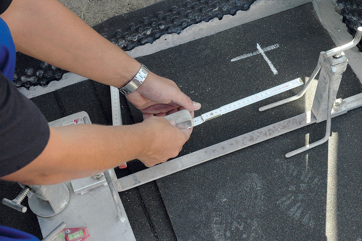 Murujeme s vápenno-pieskovými tehlami foto - 04KMBeta