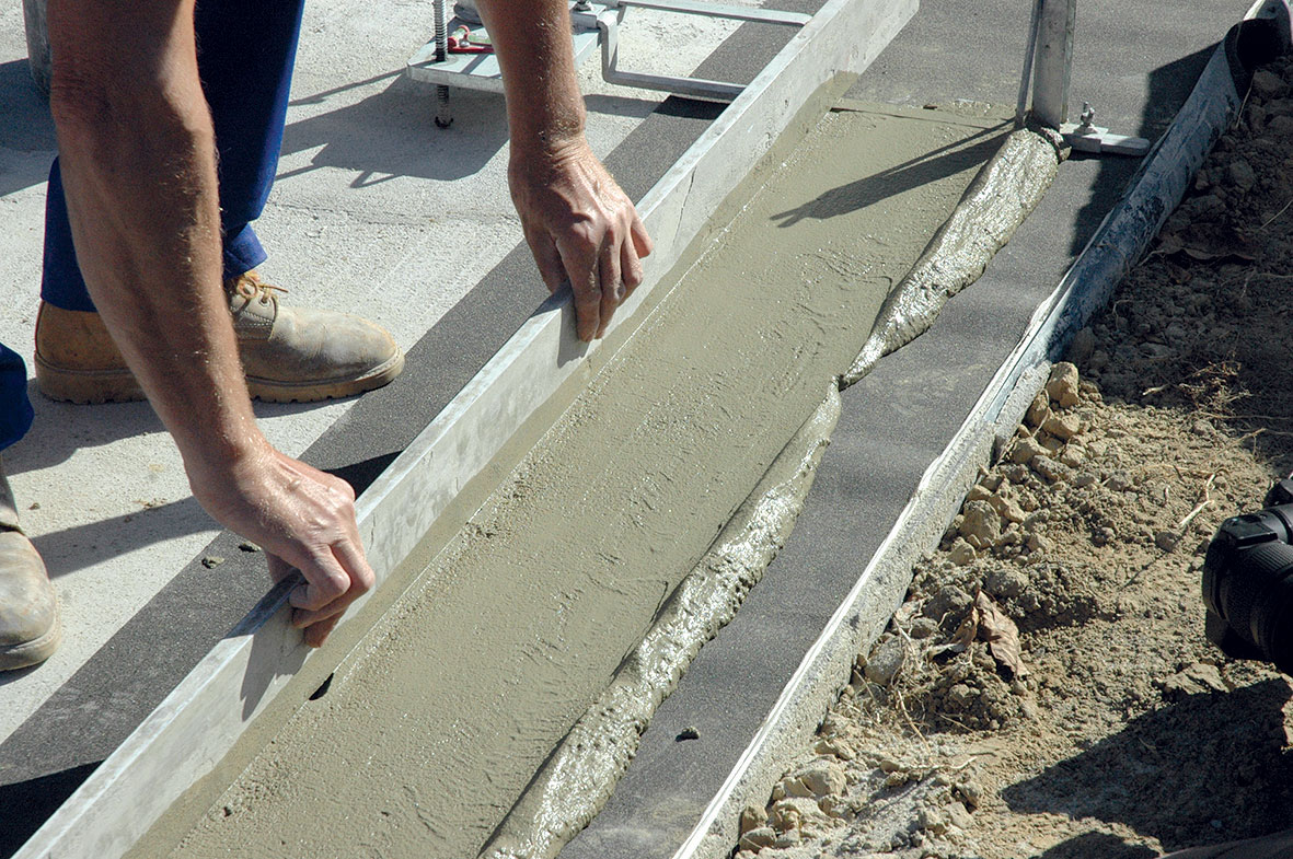 Murujeme s vápenno-pieskovými tehlami foto - 05KMBeta