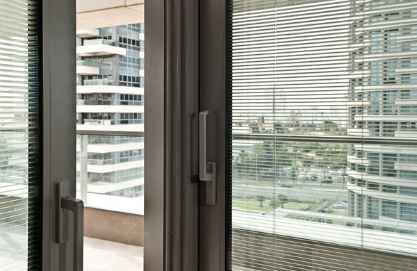 medzisklené žalúzie ScreenLine, okna, tienenie