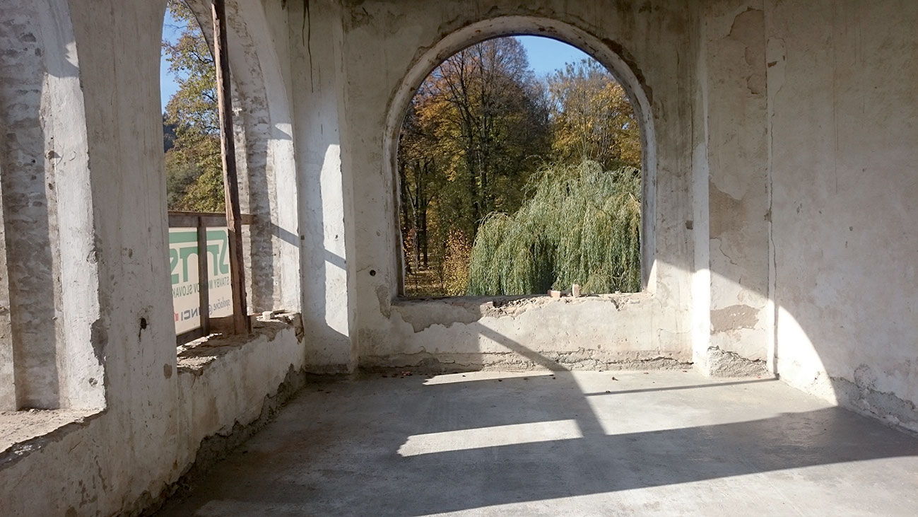 Interiér kaplnky pred rekonštrukciou