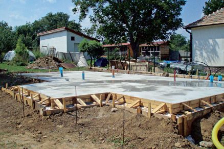 realizacia zakladovej dosky s vyuzitim sklopenoveho granulatu 6262 big image