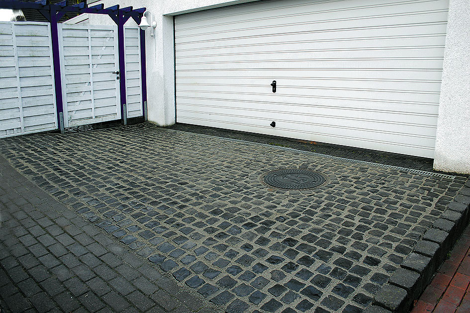 Škárovanie exteriérovej dlažby - foto - 11Skarovaniedlazby_MG_6740