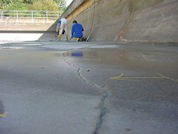 injektáž trhlín,betón,Vodopriepustné deliace trhliny,odpadové vody