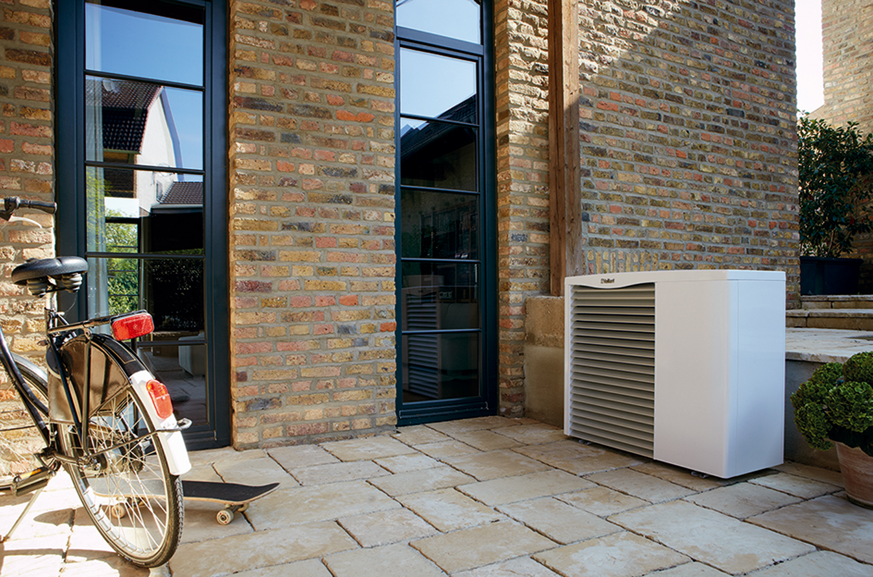 Nadčasový dizajn tepelného čerpadla aroTHERM