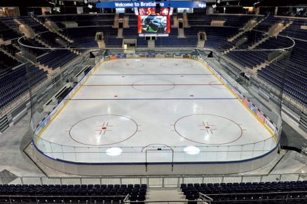 zimny stadion s vysokym standardom osvetlenia 5153 big image