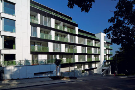 Bytový dom Brečtanka