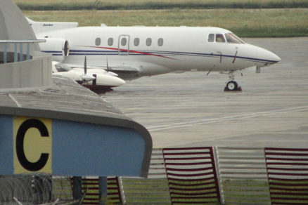 dom nabytku pri bratislavskom letisku bude stat 27 mil.