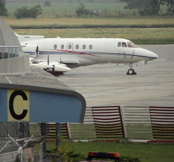 dom nabytku pri bratislavskom letisku bude stat 27 mil.