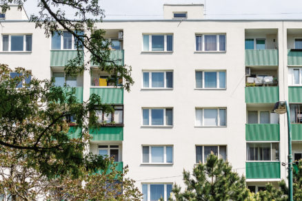 Zatepliť bytový dom postavený v stavebnej sústave P 1.14?