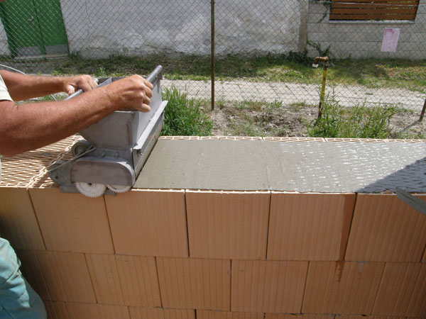 km beta najnovsie dodava vybrane palene a vapennopieskove prvky spolu s lepidlom