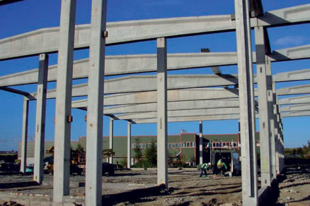 Konštrukčný hutný betón, jeho vlastnosti a technické parametre