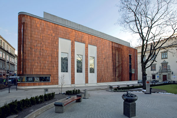 Krzystof Ingarden: Experimentovanie s materiálmi je dobrodružstvo