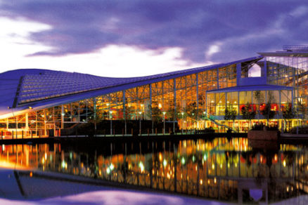 Ľahké obvodové plášte verzus ľahké fasády