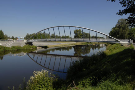 most pre pesich cez vltavu v ceskych budejoviciach