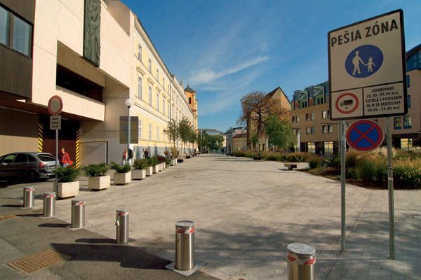 Nad slnko jasnejšie alebo Zoom na verejný priestor