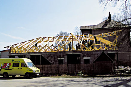 Nosná konštrukcia striech z drevených priehradových väzníkov