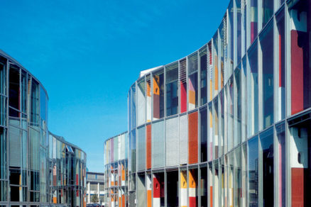 Obal, ktorý chráni i predáva