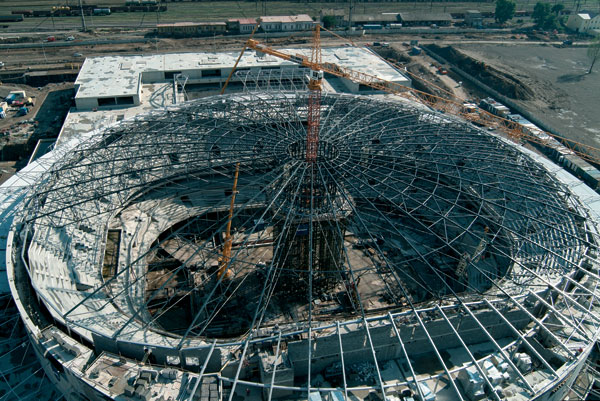 Oceľová strecha Sazka Areny