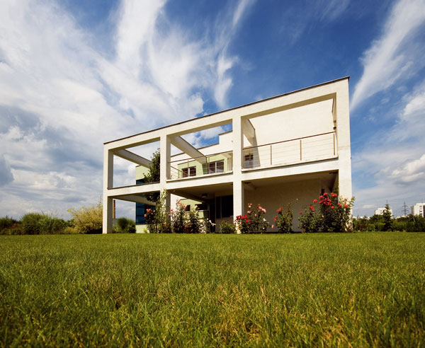 Peter Dunajovec: Snažím sa o čitateľnú esenciu myšlienky