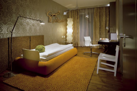 Prekvapujúce neoretro pri Vltave