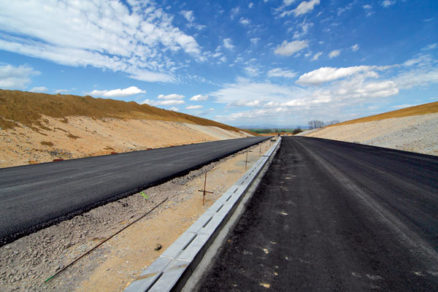 program pokracovania pripravy avystavby dialnic arychlostnych ciest na roky 2011 2014